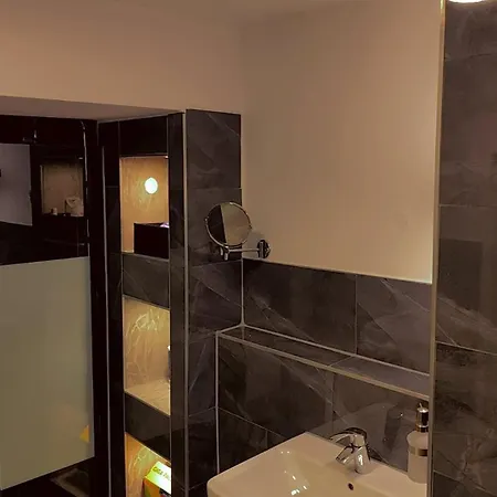 Tivoli Apartment